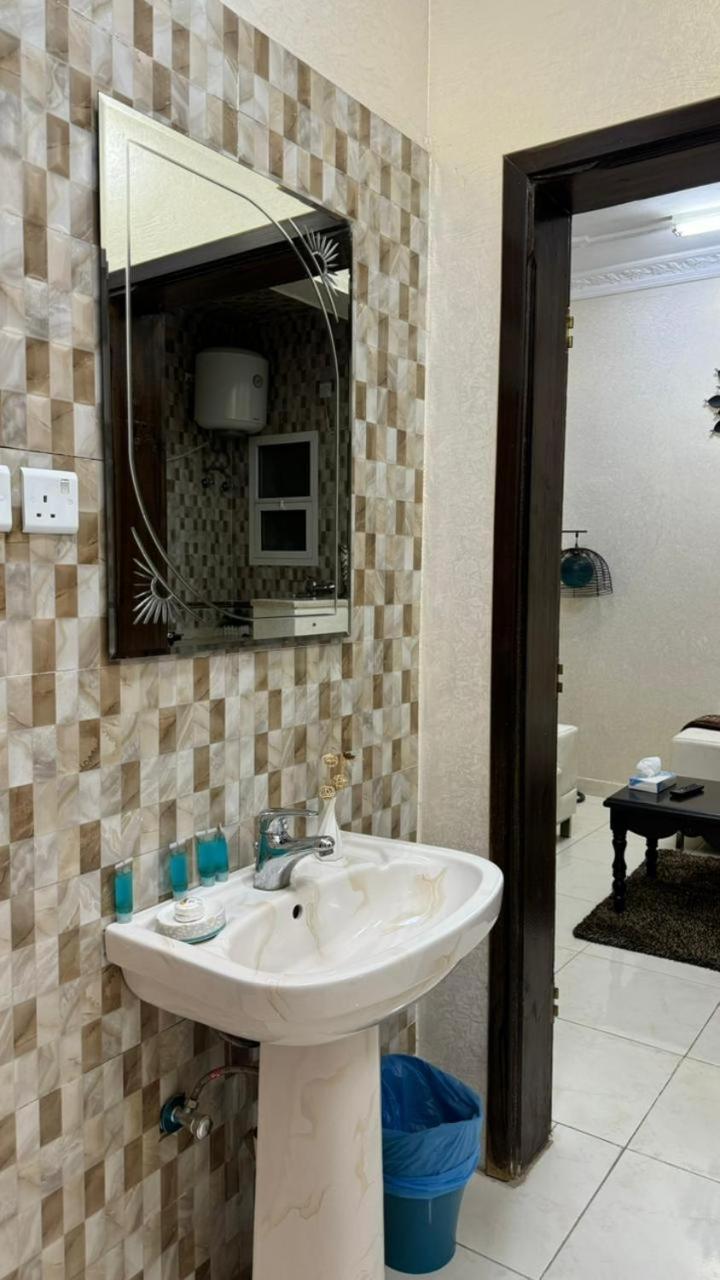 Lavina Hotel Apartments ซาคาคาห์ ภายนอก รูปภาพ
